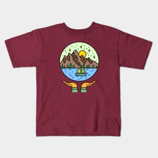 MOUNTAIN AND SEA LANDSCAPE Kids T-Shirt